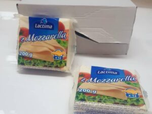 Mozzarella cheese slices (200g)