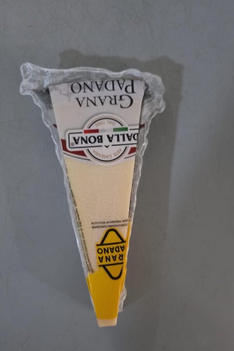 Grana Padana 200g (Parmesan cheese)